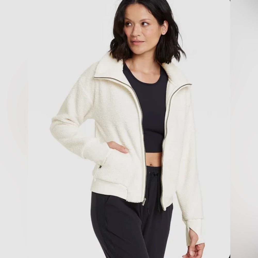 NWT Women’s White Cream Sherpa Jacket - All in Motion, Size S
